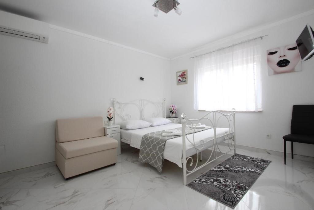 Genoa Rooms Poreč Eksteriør bilde